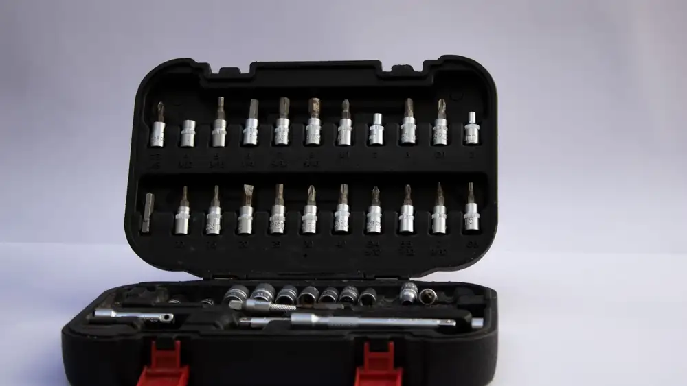 Garage indépendant : les outils qui donnent la force d'un réseau sans la redevance